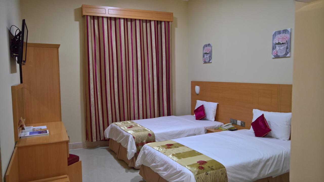 Al Salam Inn Hotel Suites Дубай Екстериор снимка