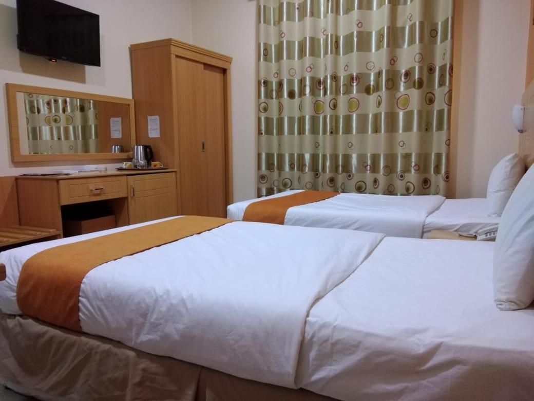 Al Salam Inn Hotel Suites Дубай Екстериор снимка