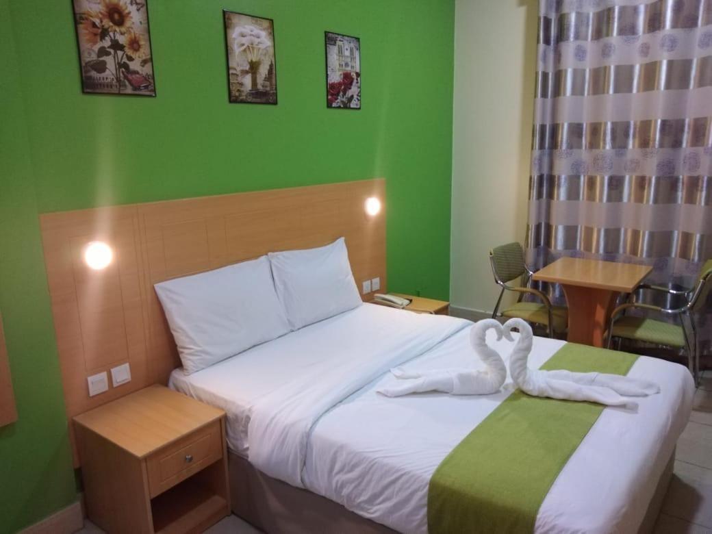 Al Salam Inn Hotel Suites Дубай Екстериор снимка